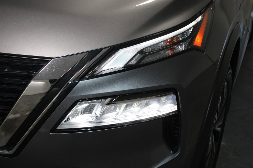 Used 2021 Nissan Rogue SV FWD image 50