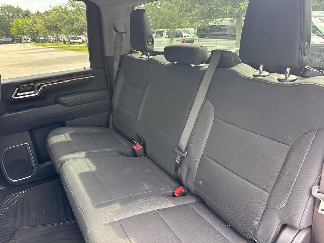 Used 2025 Chevrolet Silverado 2500 LT w/ Convenience Package AWD/4WD image 11