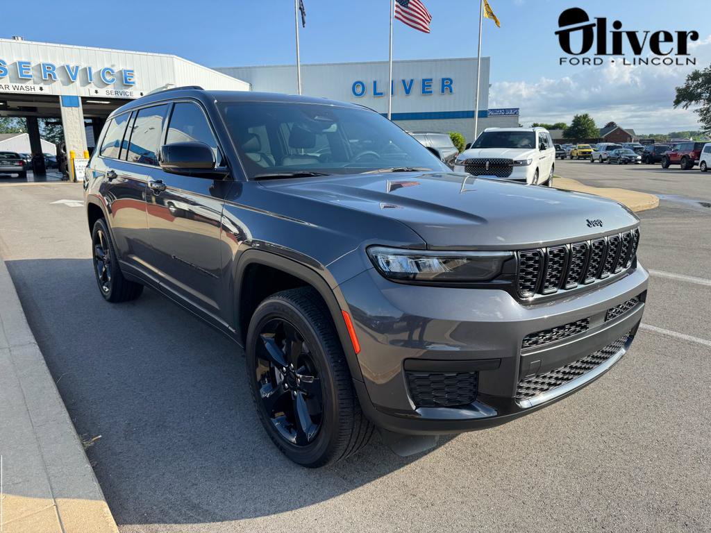 Used 2023 Jeep Grand Cherokee L Laredo