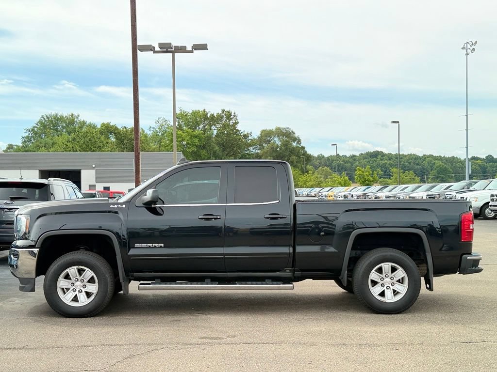 Used 2017 GMC Sierra 1500 SLE AWD/4WD image 33