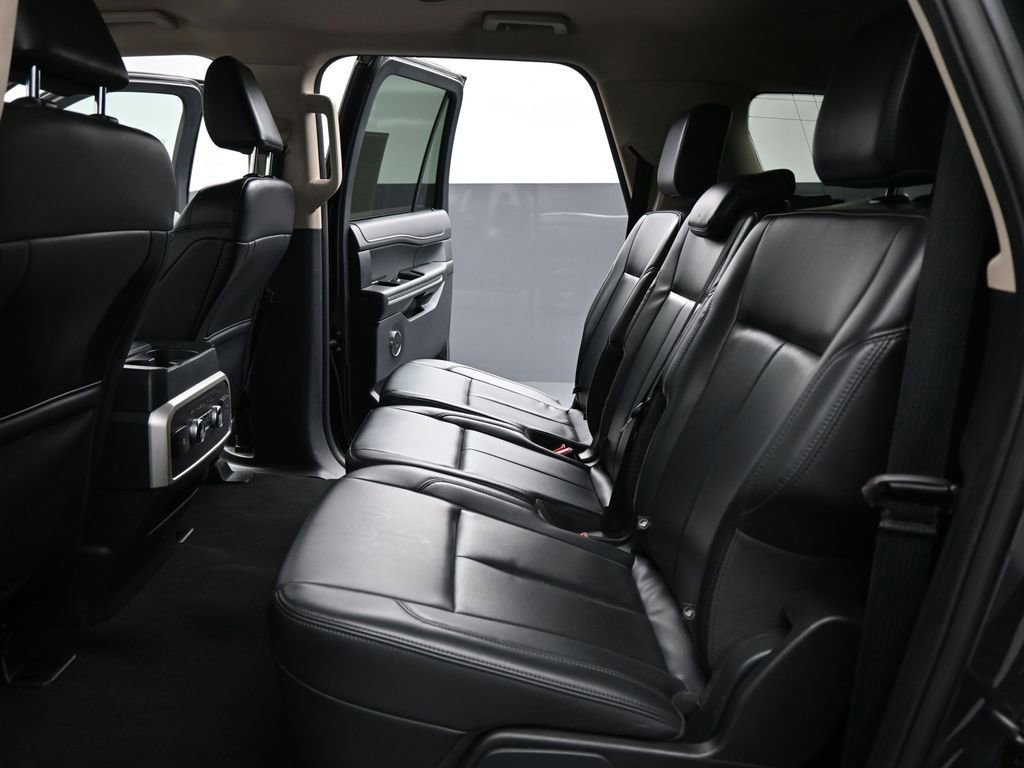 Certified 2024 Ford Expedition Max XLT image 44