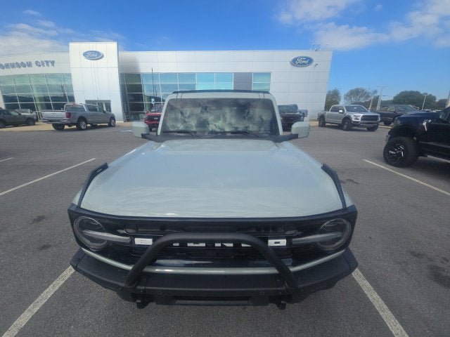 Certified 2023 Ford Bronco Outer Banks w/ Sasquatch Package AWD/4WD image 3