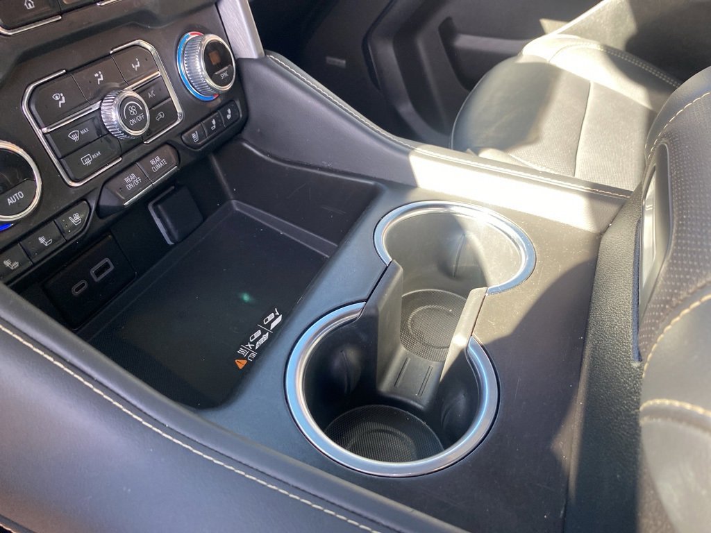 Used 2024 GMC Yukon SLT w/ SLT Luxury Package image 43