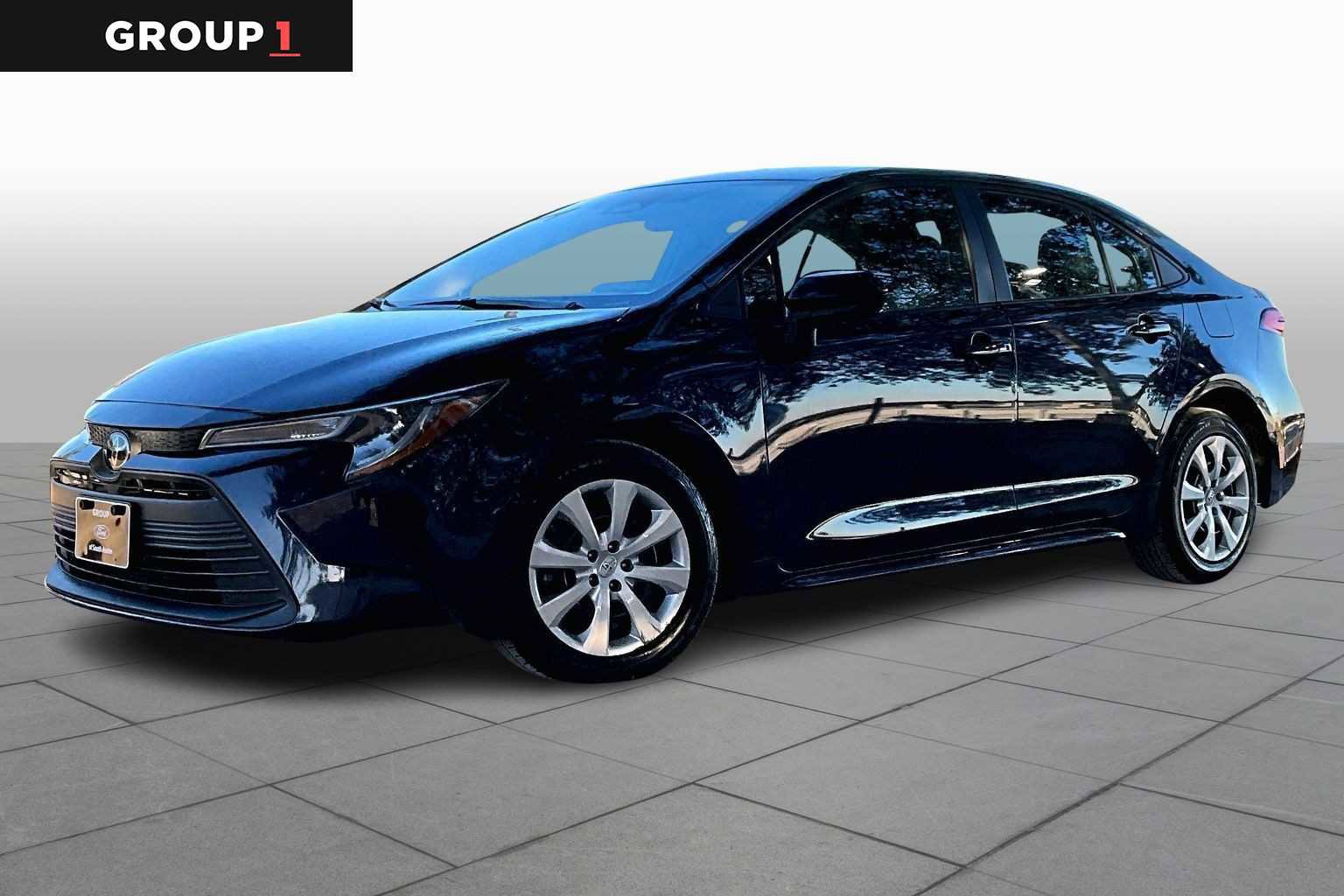 Used 2023 Toyota Corolla LE image 5