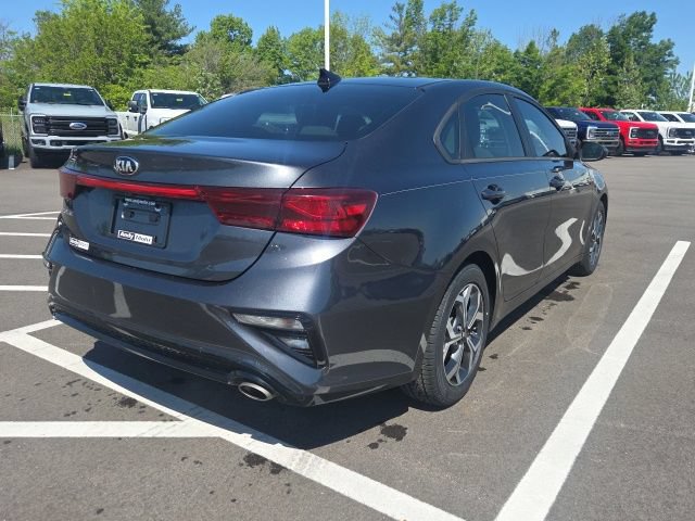 Used 2021 Kia Forte LXS FWD image 8