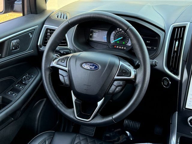 Certified 2024 Ford Edge Titanium AWD/4WD image 19