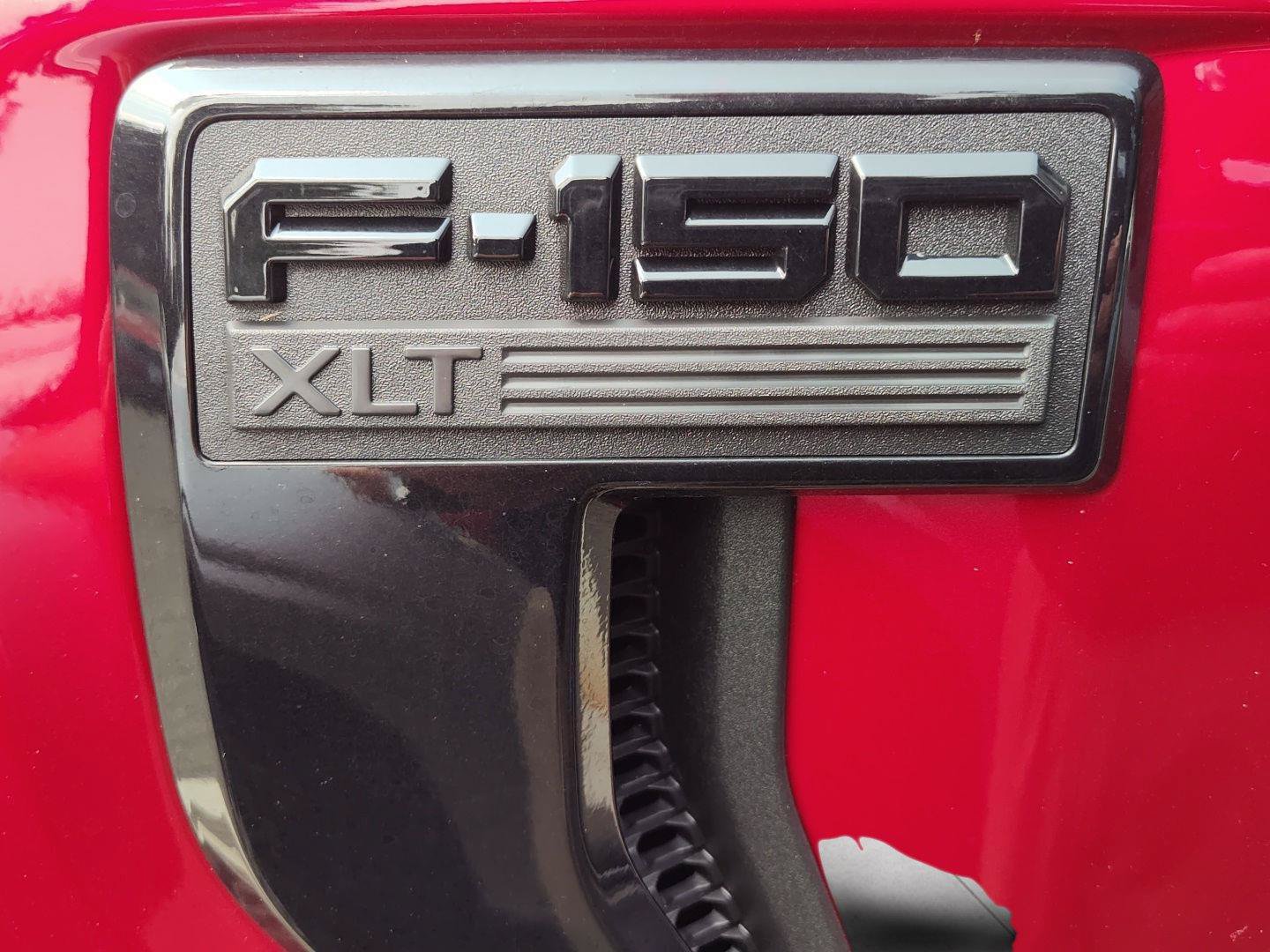 Certified 2024 Ford F150 XLT w/ Equipment Group 302A MID AWD/4WD image 7