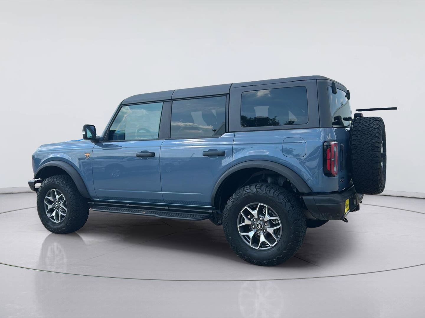 Certified 2023 Ford Bronco Badlands AWD/4WD image 6