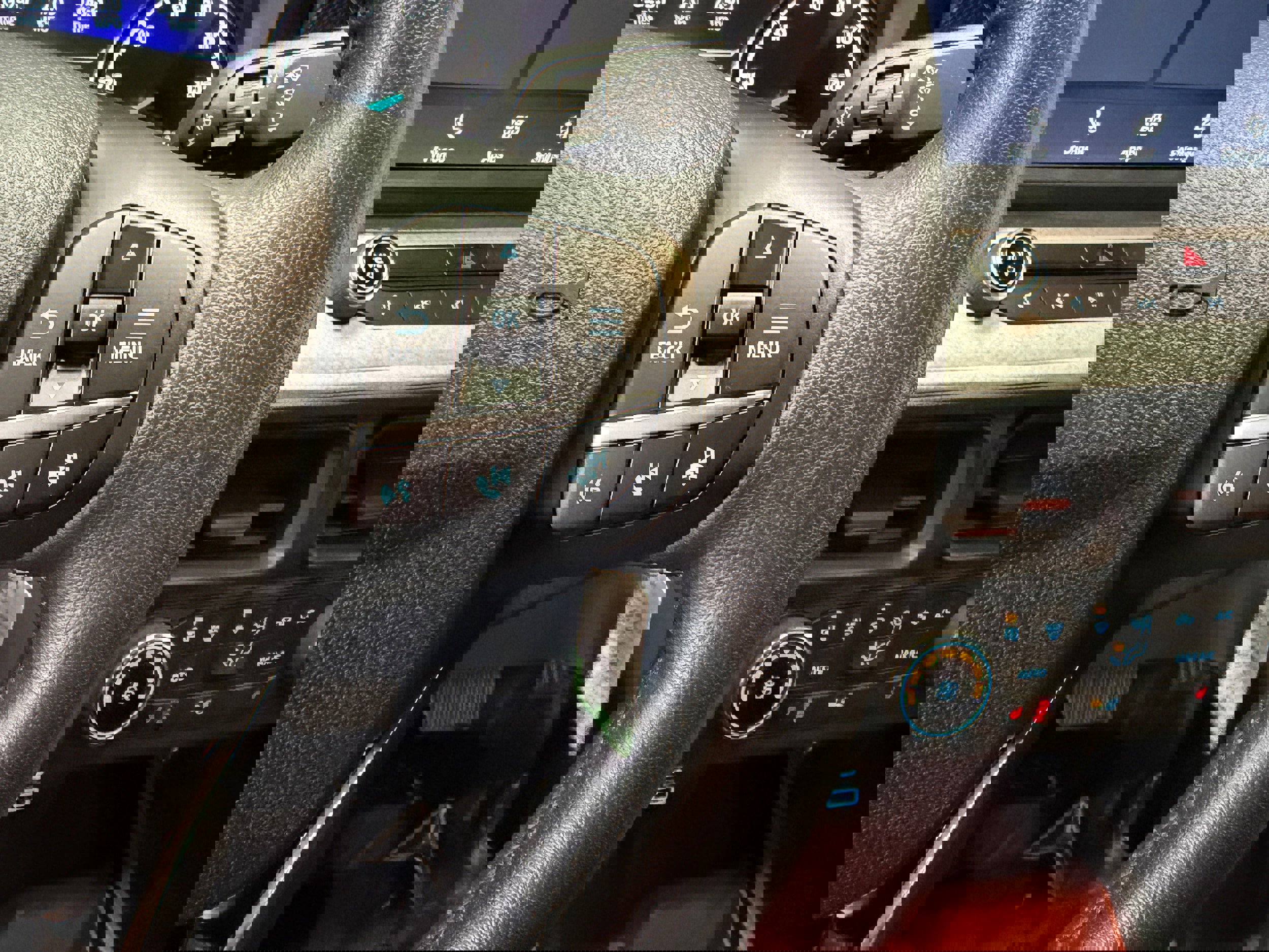 Certified 2022 Ford Maverick XLT w/ Equipment Group 300A Standard image 20