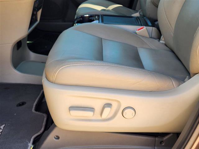 Used 2020 Toyota Sienna XLE Premium FWD image 24