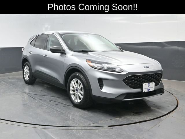 Certified 2022 Ford Escape SE w/ Convenience Package AWD/4WD image 2