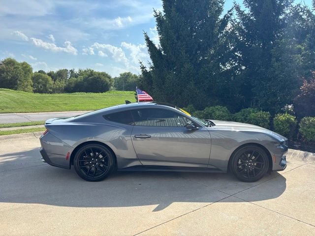 Certified 2024 Ford Mustang Coupe RWD image 6