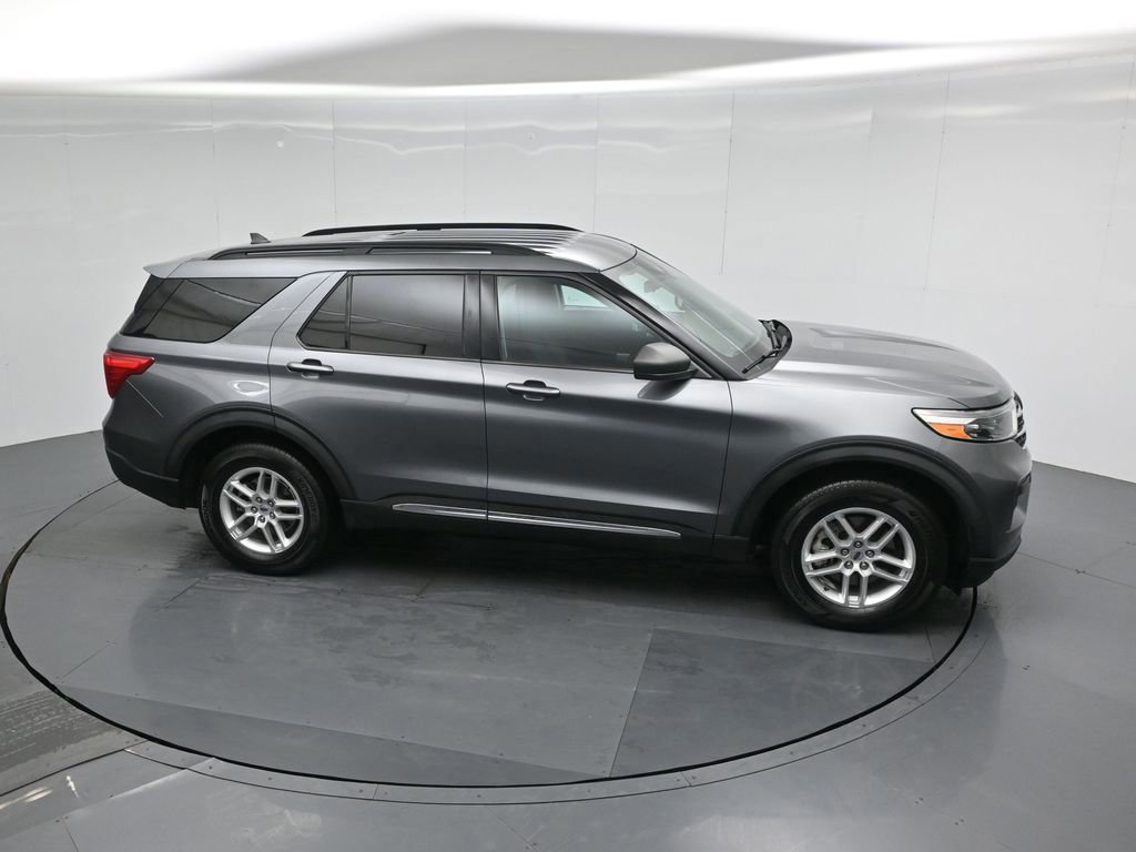 Certified 2022 Ford Explorer XLT w/ Class IV Trailer Tow Package image 10