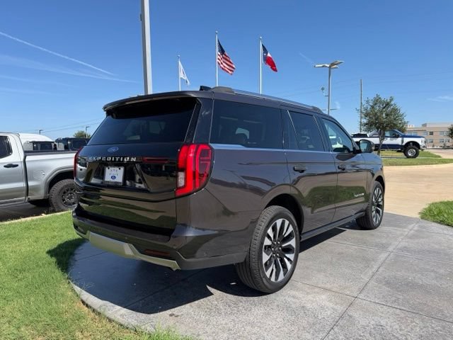 Certified 2025 Ford Expedition Platinum w/ Driver's Package AWD/4WD image 6