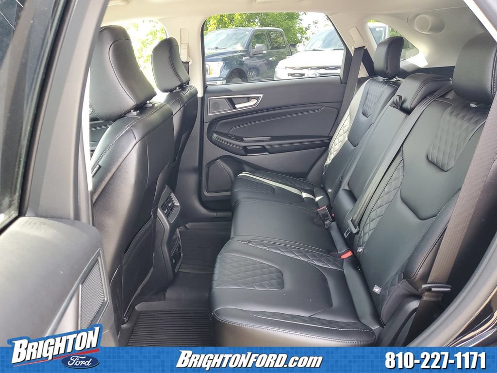 Certified 2024 Ford Edge Titanium AWD/4WD image 12