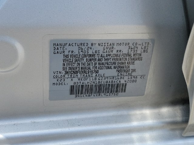 Used 2024 Nissan Versa SR FWD image 34