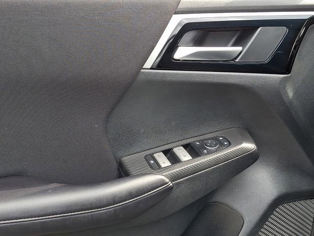 Used 2022 Mitsubishi Outlander ES FWD image 11