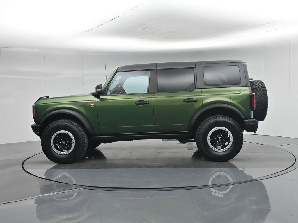 Certified 2023 Ford Bronco Badlands w/ Sasquatch Package AWD/4WD image 32