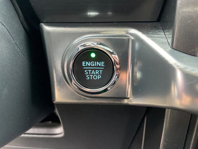 Certified 2023 Ford F150 Lariat w/ Equipment Group 502A High image 37