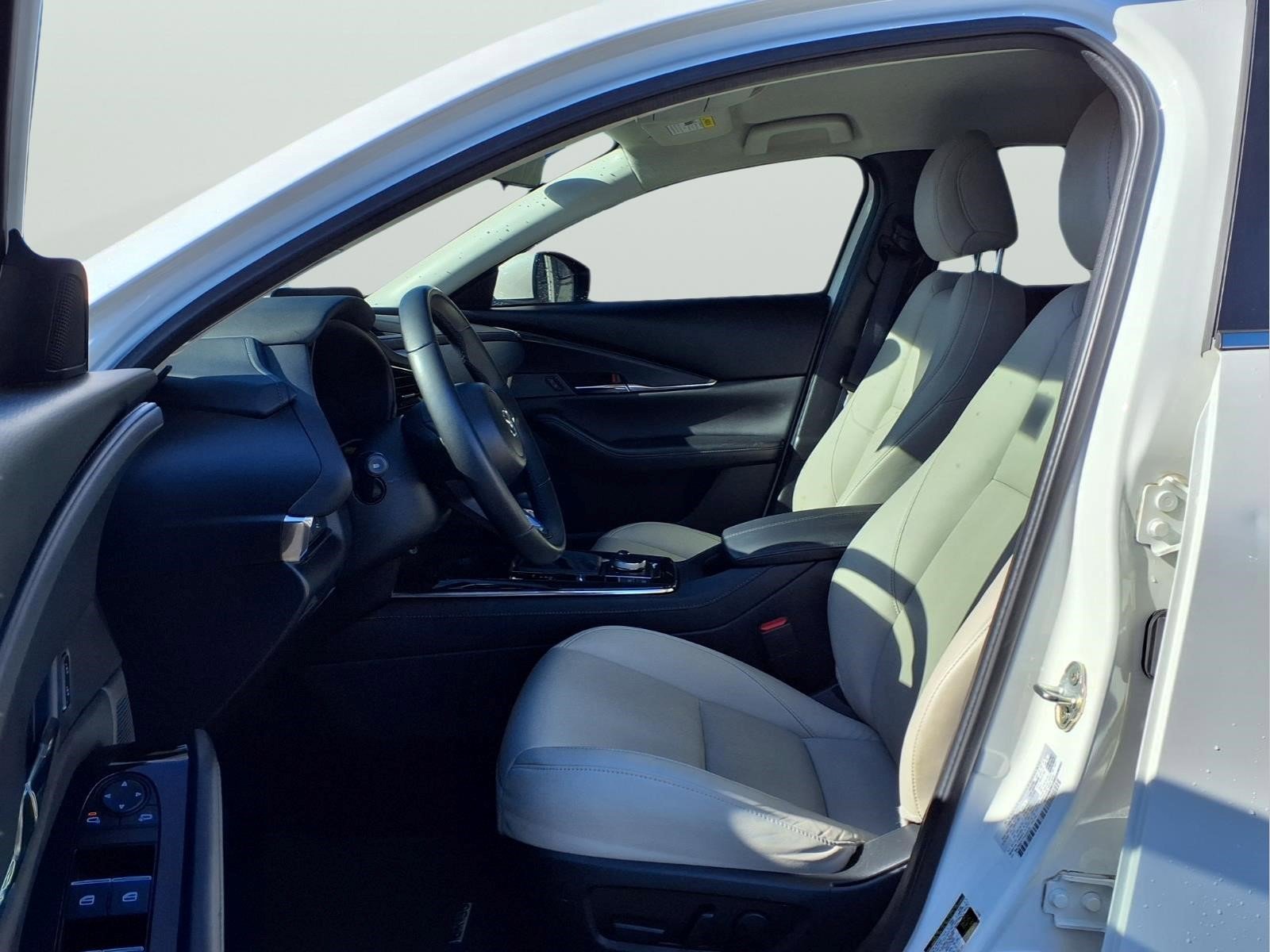 Used 2023 MAZDA CX-30 AWD 2.5 S w/ Preferred Package image 17