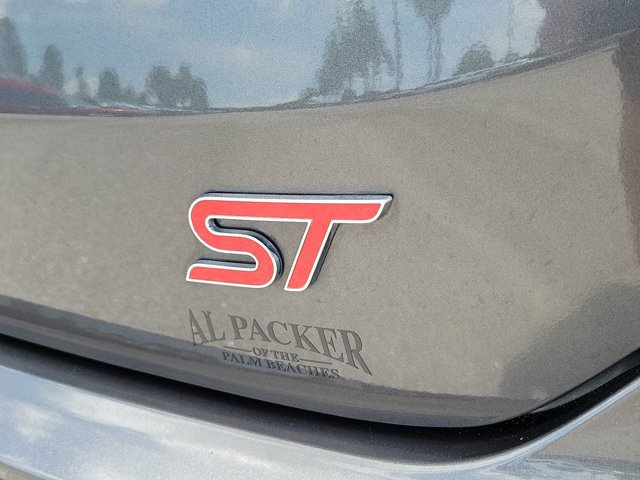 Certified 2020 Ford Edge ST w/ Cold Weather Package AWD/4WD image 8