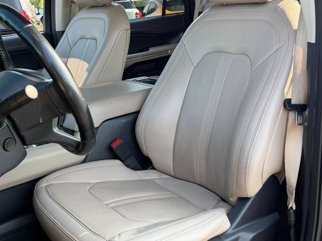 Certified 2023 Ford Expedition Limited AWD/4WD image 9