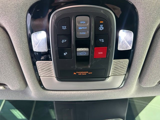 Used 2024 Hyundai Palisade Limited AWD/4WD image 31
