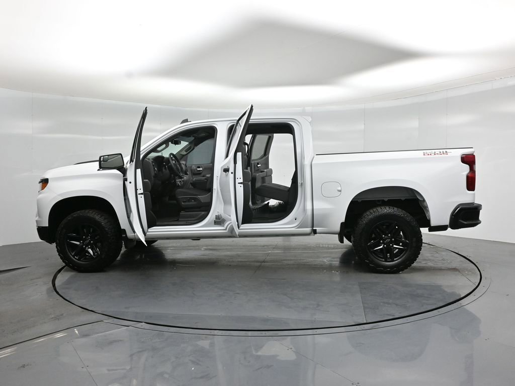 Used 2024 Chevrolet Silverado 1500 Custom Trail Boss w/ LPO, Dark Essentials Package image 36