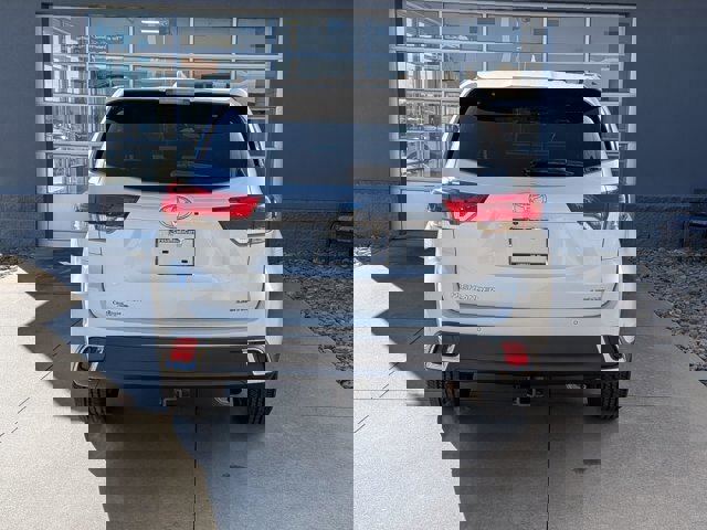 Used 2017 Toyota Highlander Limited image 4