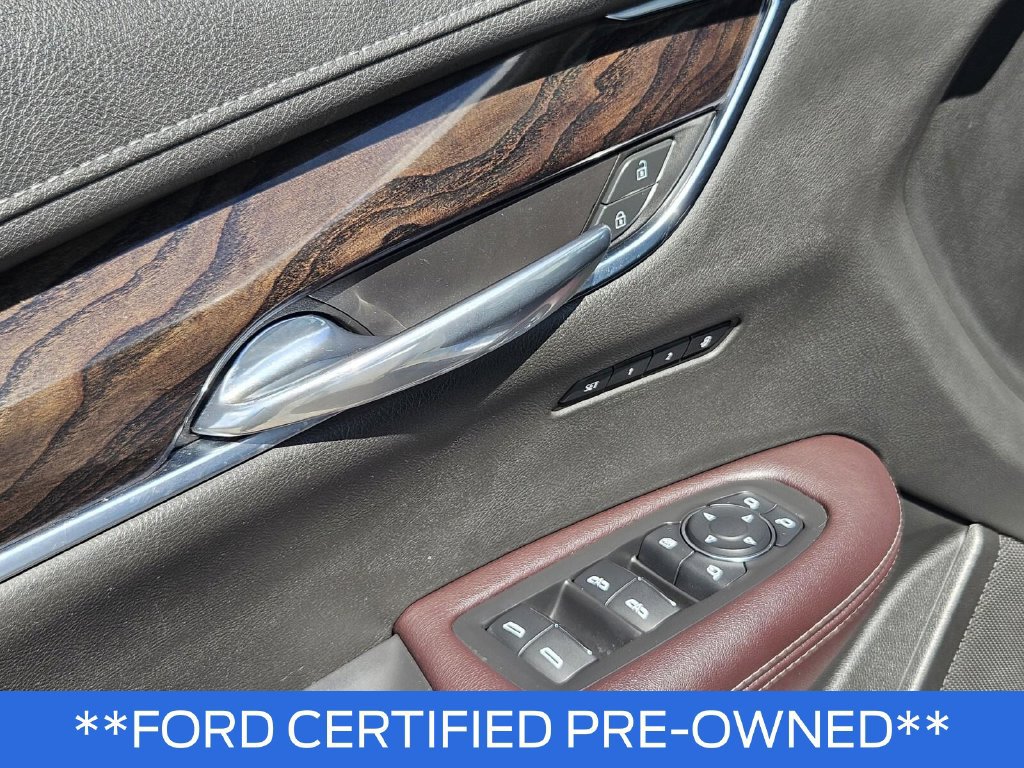 Used 2021 Cadillac XT6 Premium Luxury AWD/4WD image 19