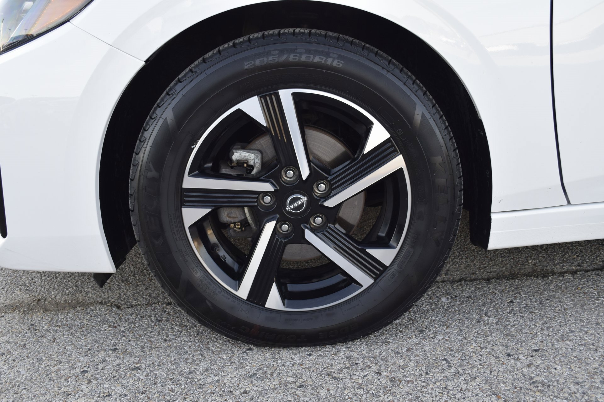 Used 2024 Nissan Sentra SV image 25