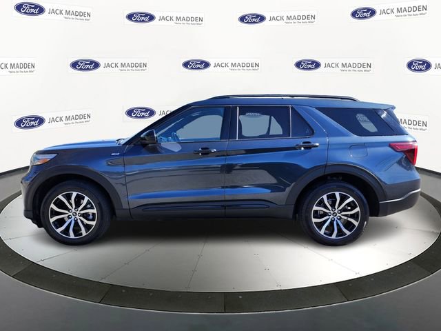 Certified 2023 Ford Explorer ST-Line image 2