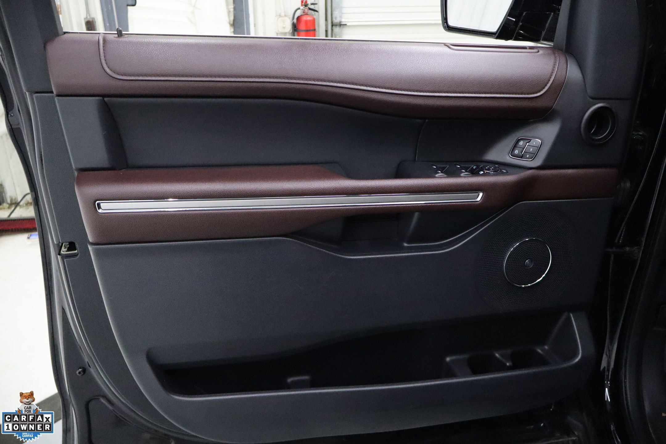 Certified 2024 Ford Expedition Limited image 14