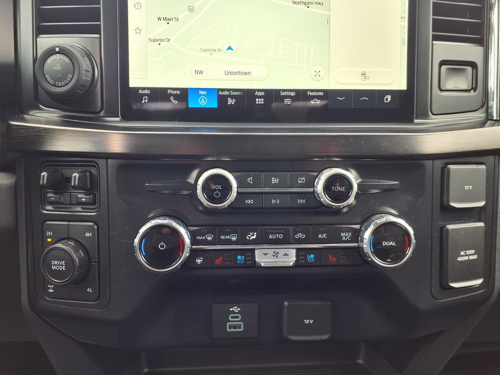 Certified 2023 Ford F350 Lariat w/ Tow Technology Package image 15