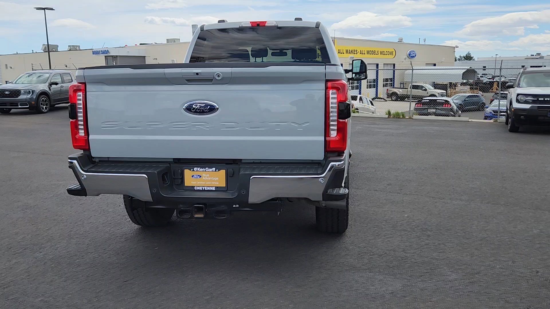 Certified 2025 Ford F250 Lariat AWD/4WD image 4