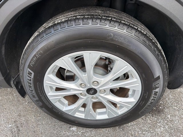 Certified 2025 Ford Escape Active w/ Cold Weather Package image 12