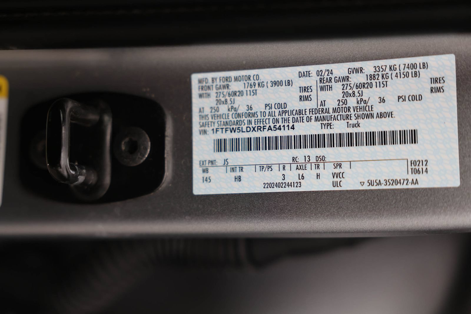 Certified 2024 Ford F150 Lariat AWD/4WD image 40