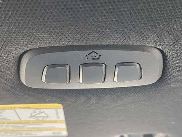 Certified 2018 Ford F150 Platinum w/ Equipment Group 701A Luxury image 34