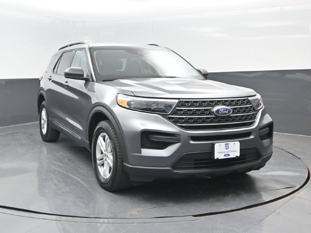 Certified 2023 Ford Explorer XLT AWD/4WD image 2