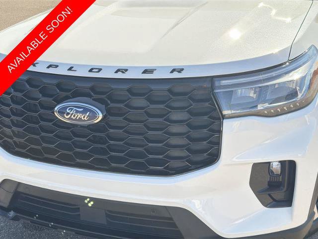 Certified 2025 Ford Explorer ST-Line AWD/4WD image 11