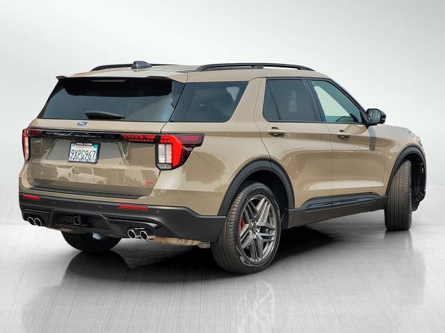 Certified 2026 Ford Explorer ST AWD/4WD image 4