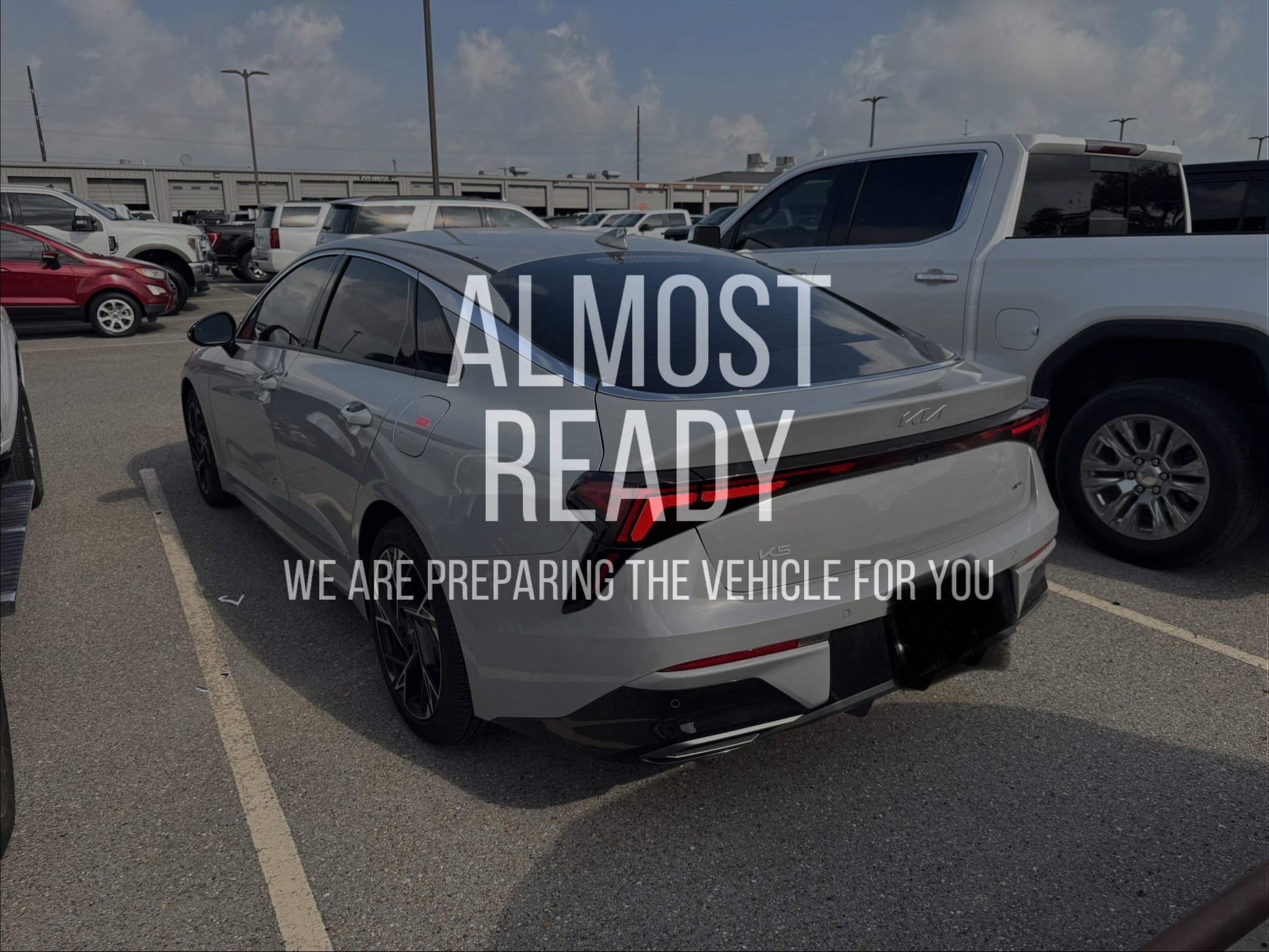 Used 2026 Kia K5 GT-Line w/ GT-Line Red Interior Package FWD image 3