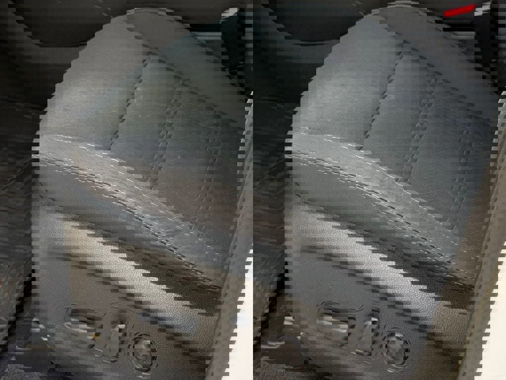 Used 2020 Kia Sorento LX w/ LX I4 Convenience Package image 23