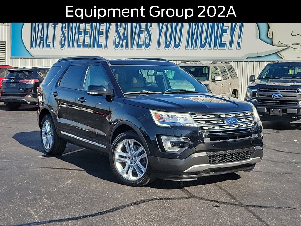 Certified 2017 Ford Explorer XLT w/ Equipment Group 202A AWD/4WD image 35