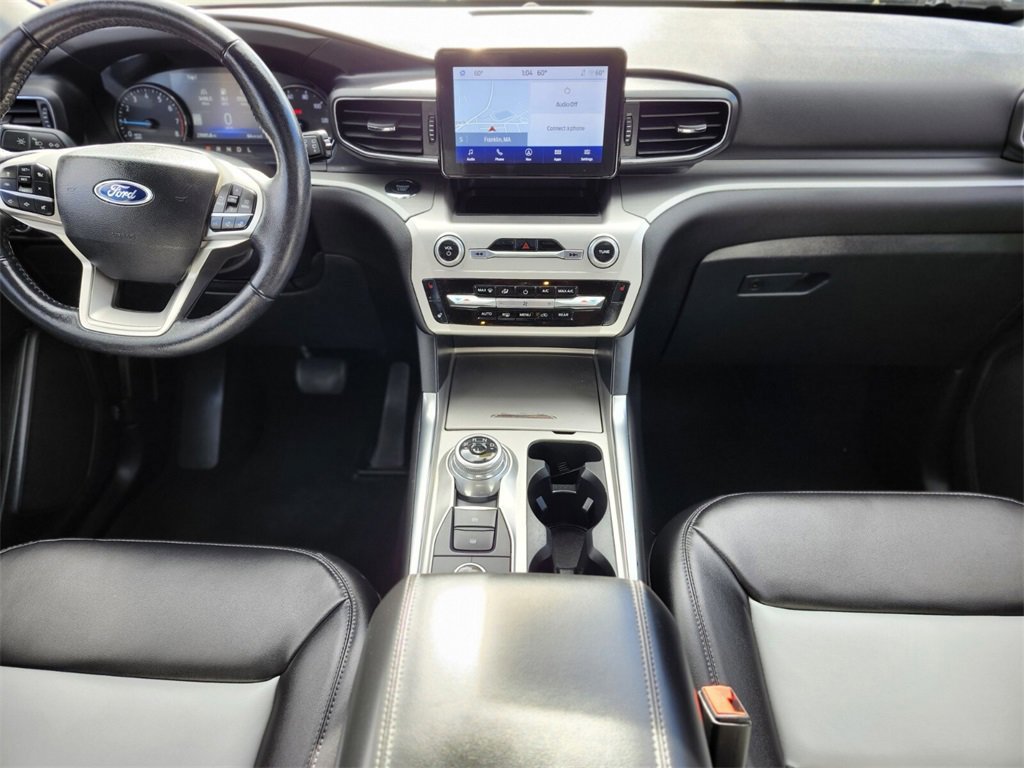 Certified 2022 Ford Explorer XLT w/ Equipment Group 202A image 14