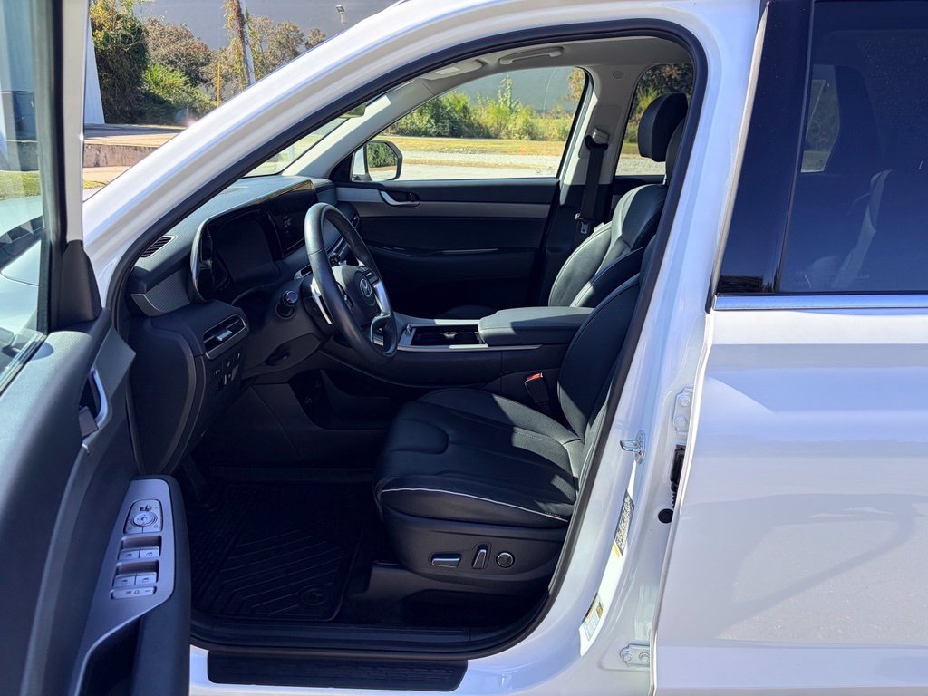 Used 2025 Hyundai Palisade SEL AWD/4WD image 17