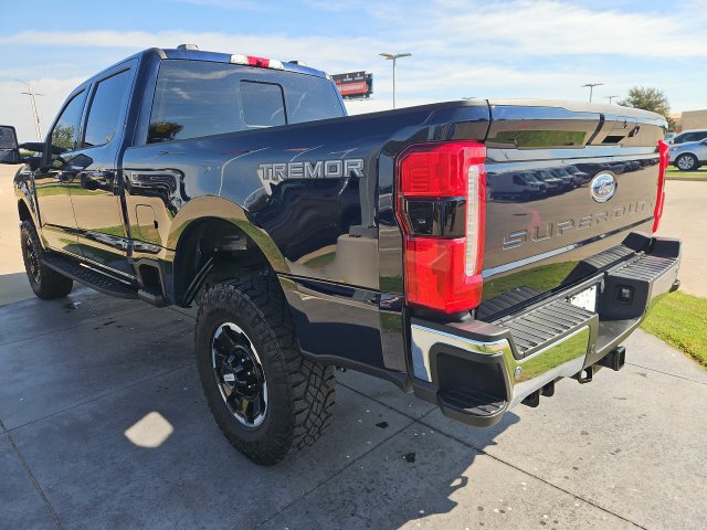 Certified 2025 Ford F250 Lariat w/ Tremor Off-Road Package AWD/4WD image 6