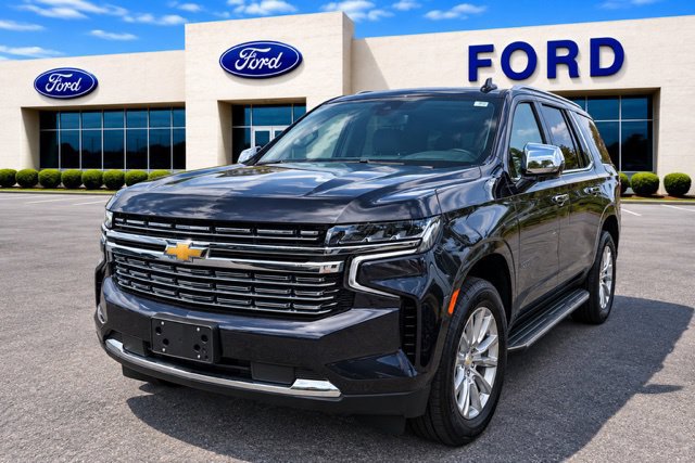 Used 2023 Chevrolet Tahoe Premier AWD/4WD image 1