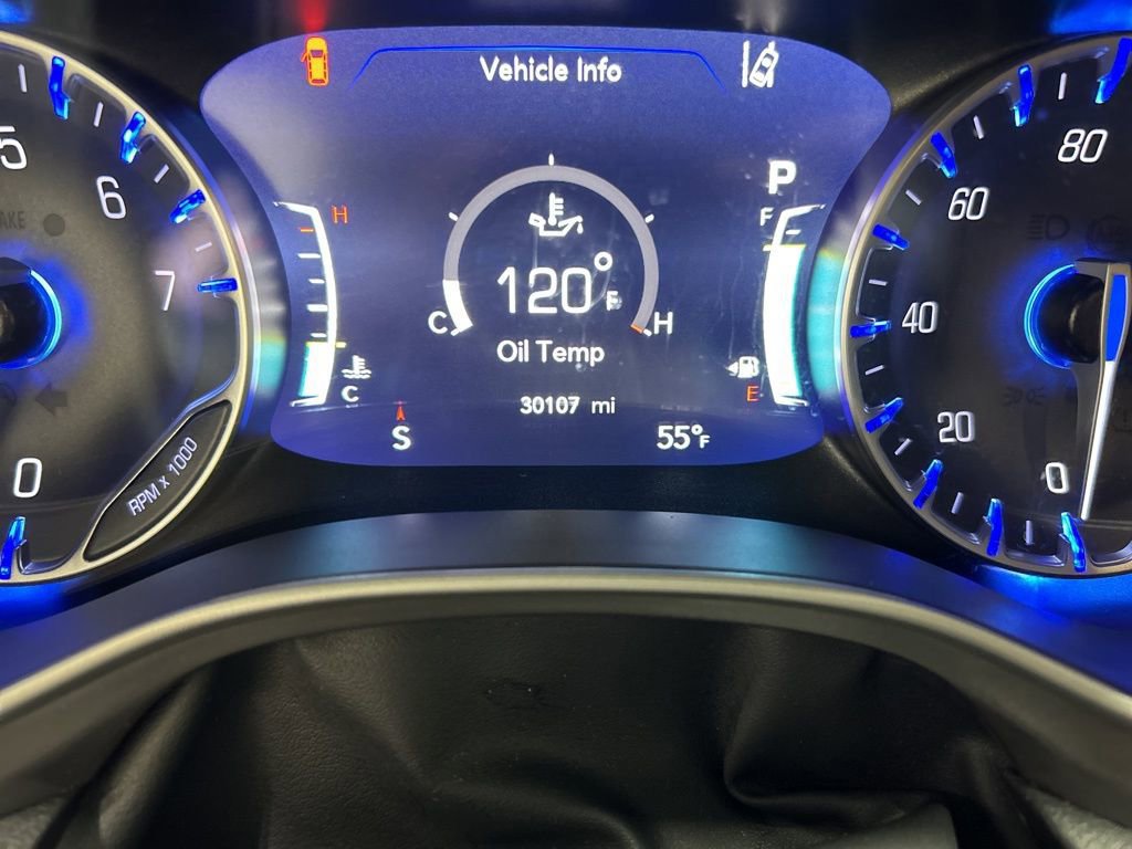 Used 2025 Chrysler Pacifica Select image 18