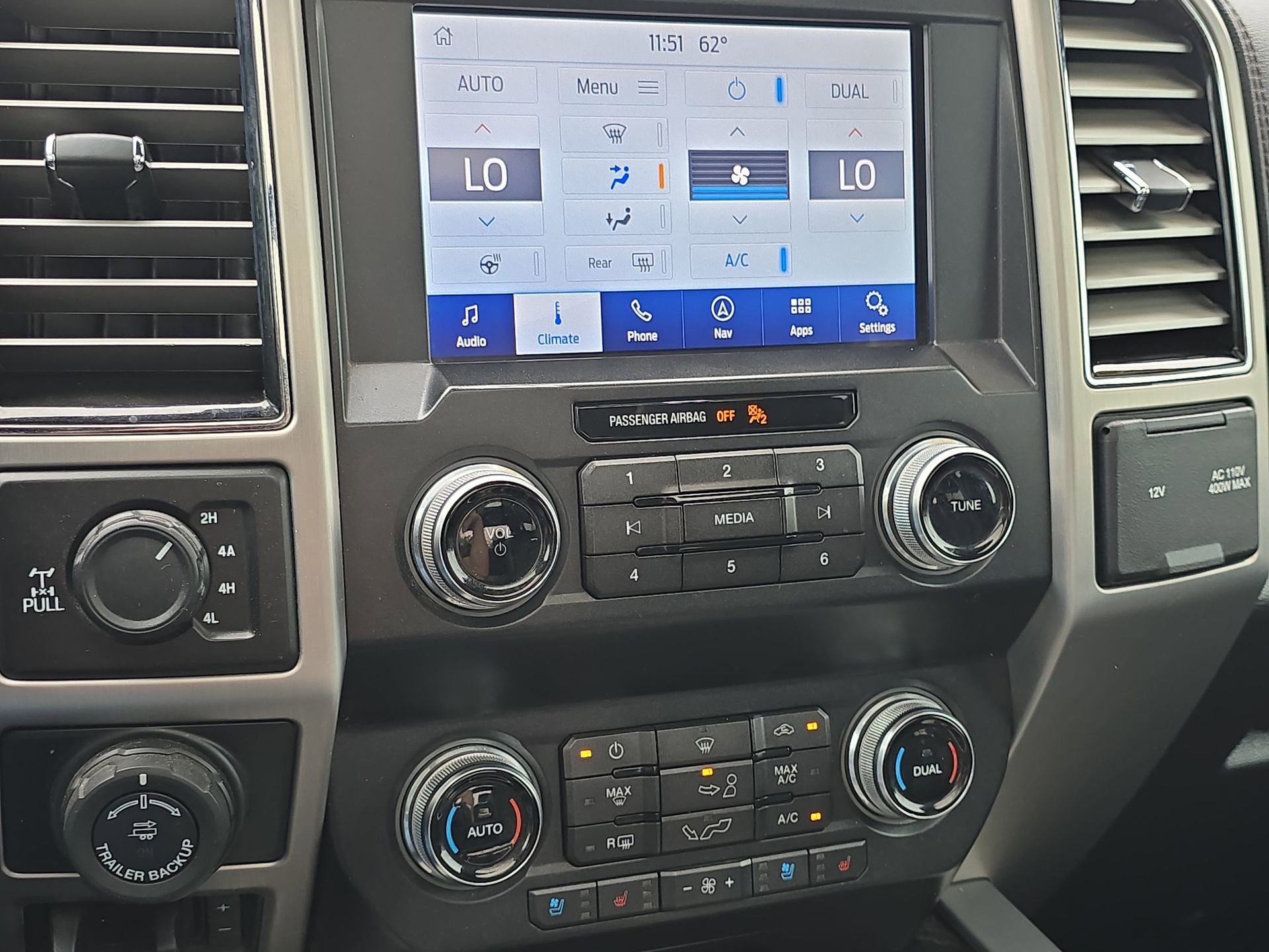 Certified 2019 Ford F150 Platinum w/ Equipment Group 701A Luxury AWD/4WD image 19